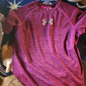 Small Under Armor T Shirt